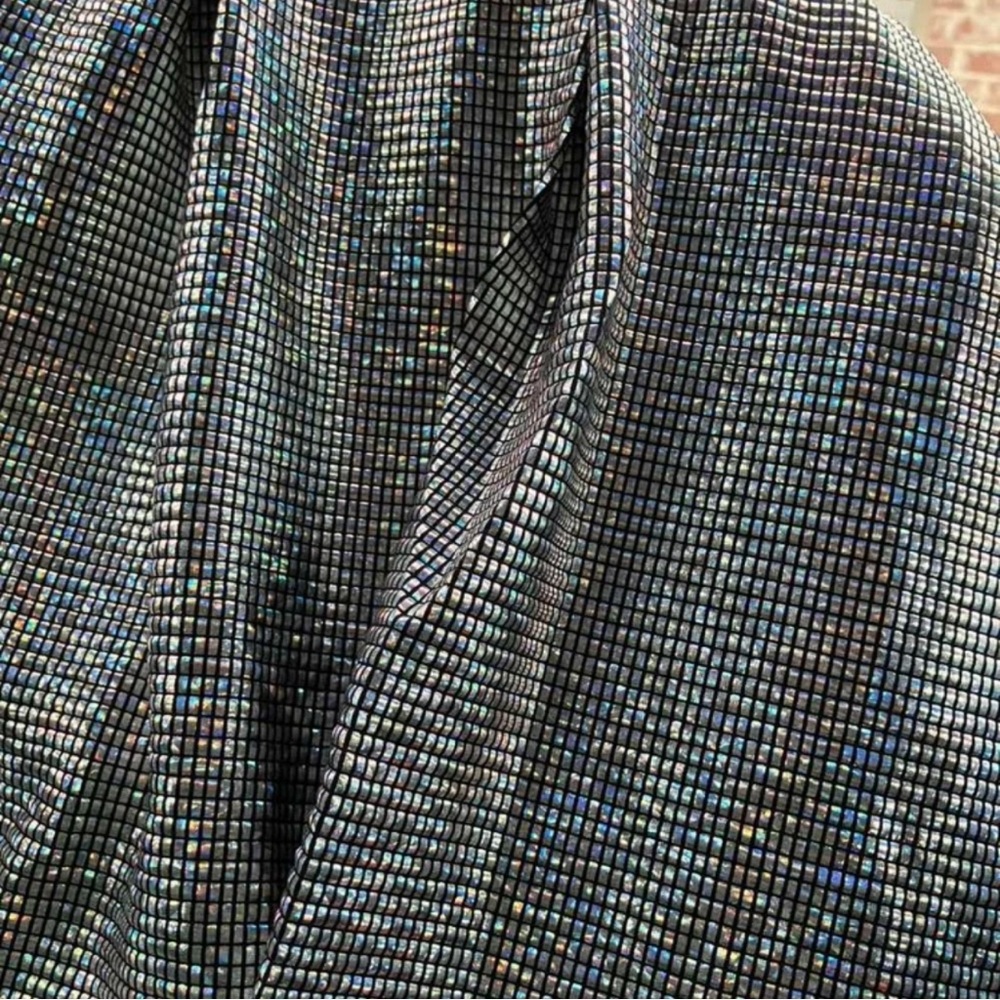 🪩 PLUS Sequin Skirt 🪩 - Picture 4 of 7
